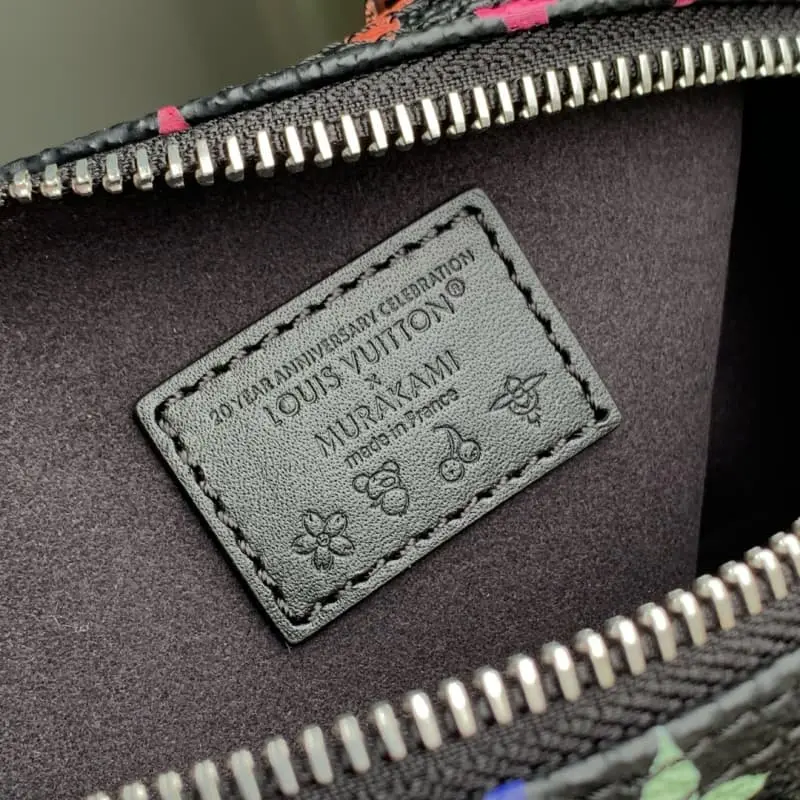 M13406 10x7.5x16cm High Quality Bags - Image 8