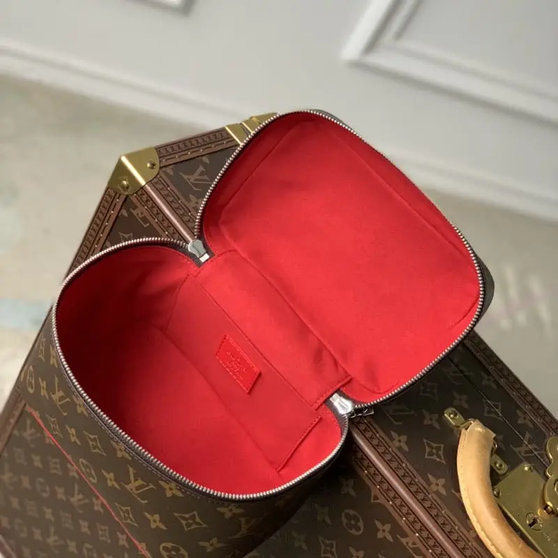 M44495 Red 20x13.5x12cm High Quality Bags - Image 8