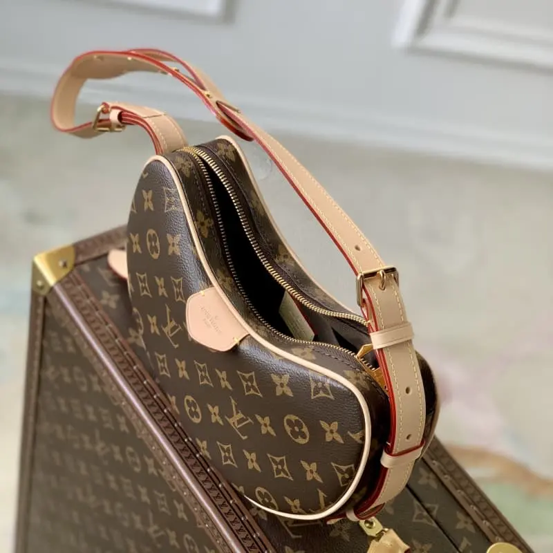 M46828 21x7x5cm High Quality Bags - Image 8