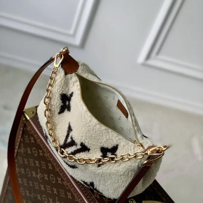 M23321 27.5x16x7cm High Quality Bags - Image 8