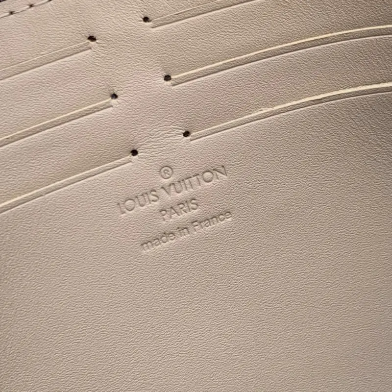 M13666 27x21x6cm High Quality Bags - Image 8