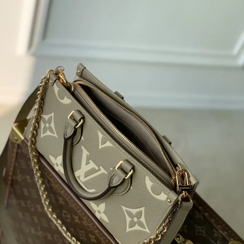 M23641 25x13x10cm High Quality Bags - Image 8