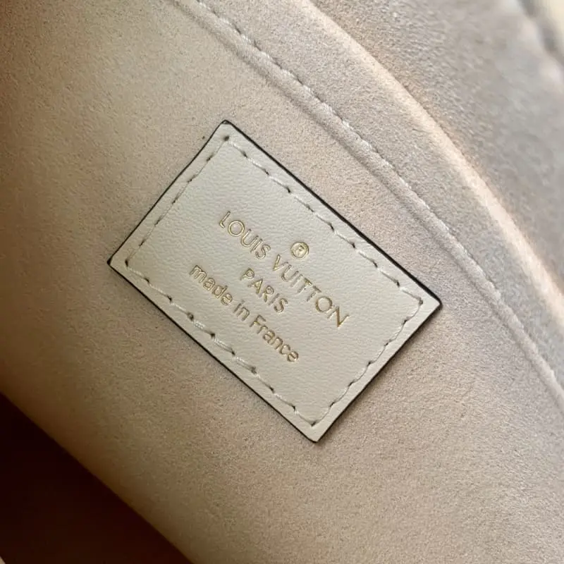 M23640 S1 25x13x10cm High Quality Bags - Image 8