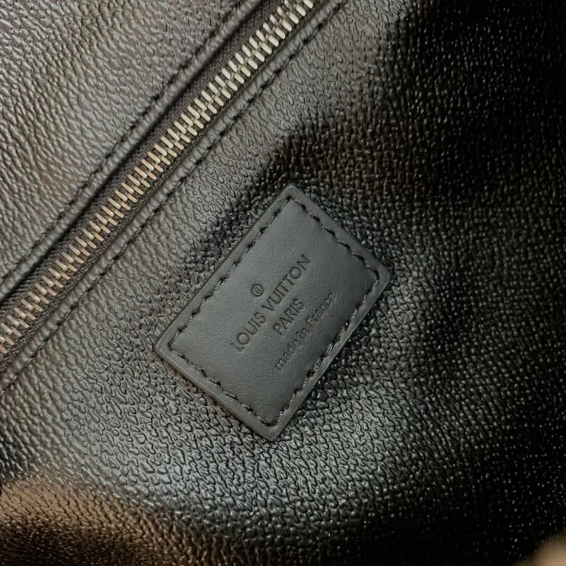 M46354 28x15x16.5cm High Quality Bags - Image 8