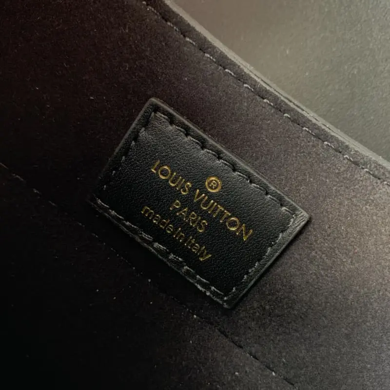 M22721 S2 21x15x8cm High Quality Bags - Image 8