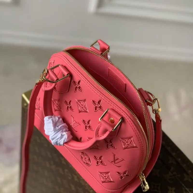 M22878 Red 23.5x17.5x11.5cm High Quality Bags - Image 8