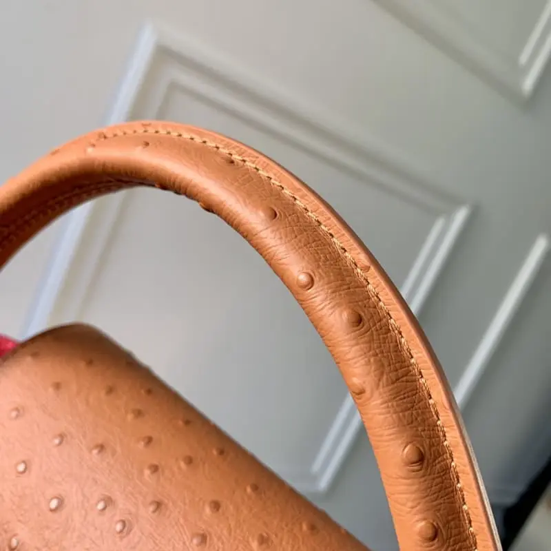 M81409 Rose Red 21x14x8cm High Quality Bags - Image 8