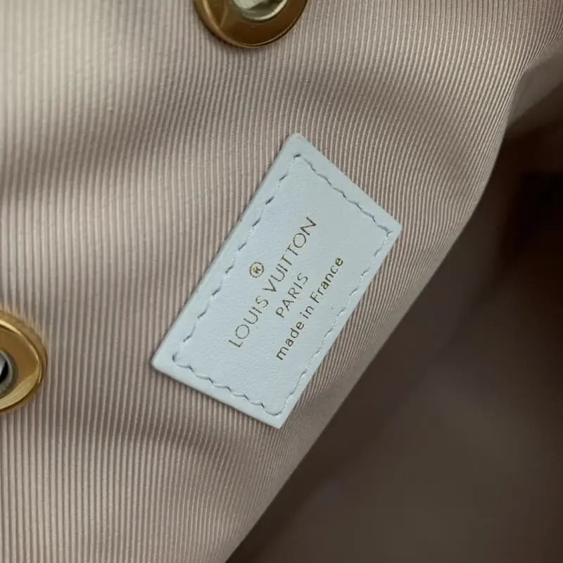 M23080 White 26x26x17.5cm High Quality Bags - Image 8