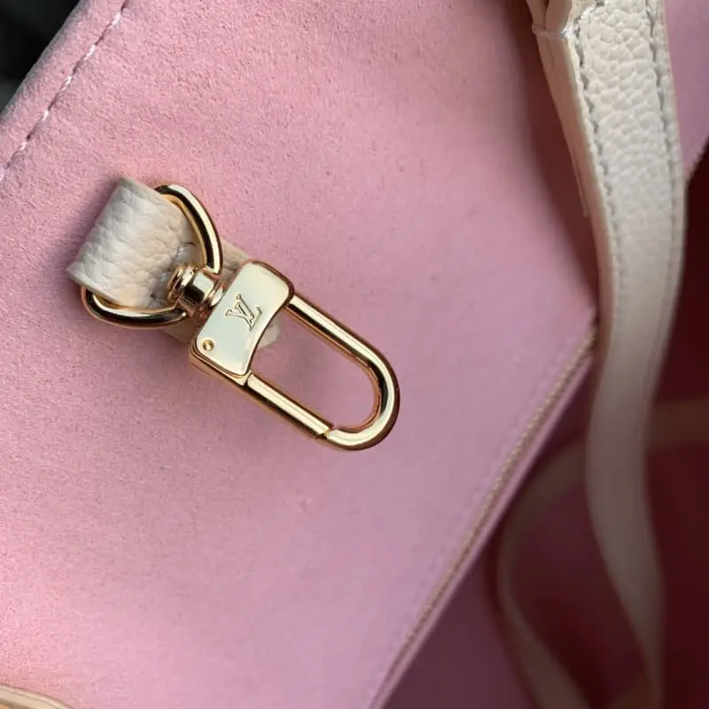 M46416 White flowers 35x27x14cm High Quality Bags - Image 8