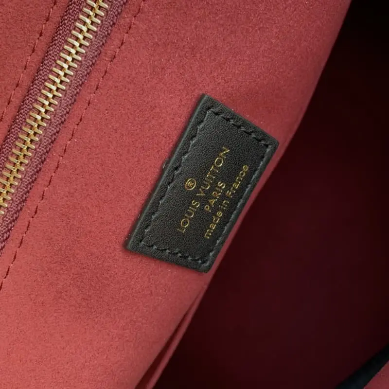 M45945 41x34x19cm High Quality Bags - Image 8