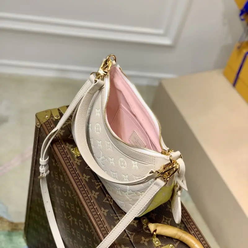 M46113 22x14x9cm High Quality Bags - Image 8