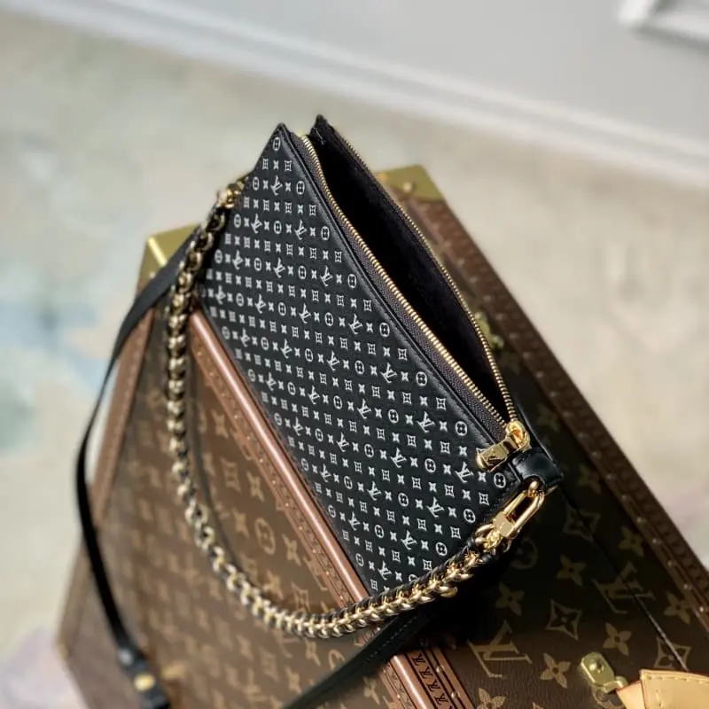 M82232 21.5x12.5x5cm High Quality Bags - Image 8