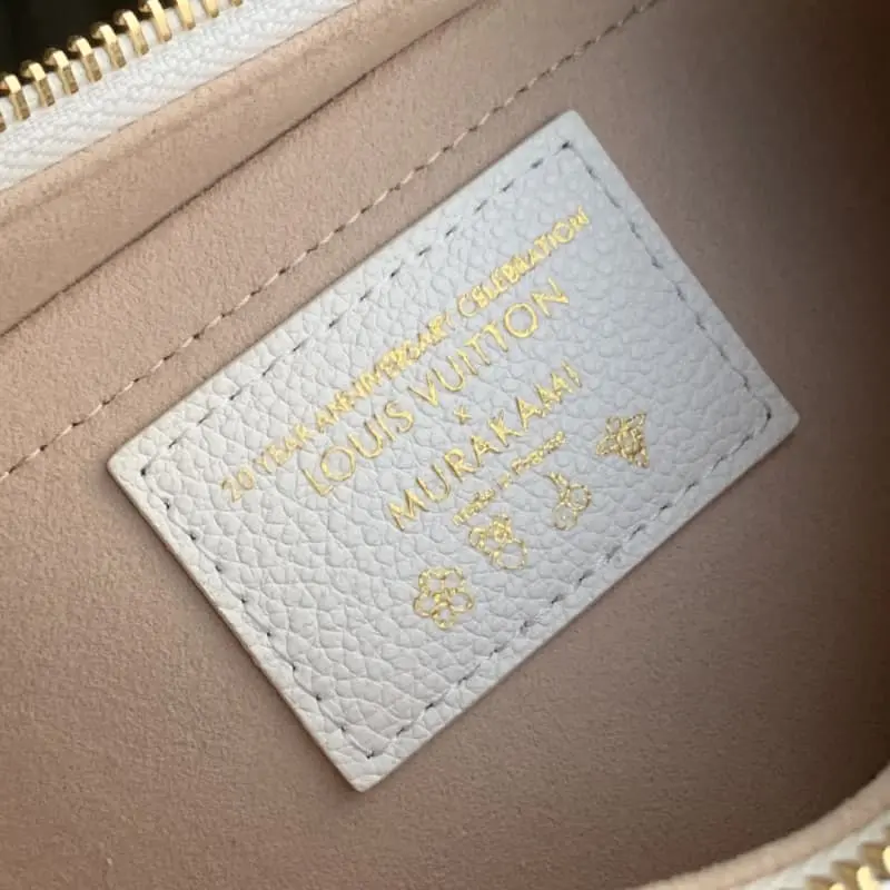 M13100 White 13.5x6.5x19cm High Quality Bags - Image 8