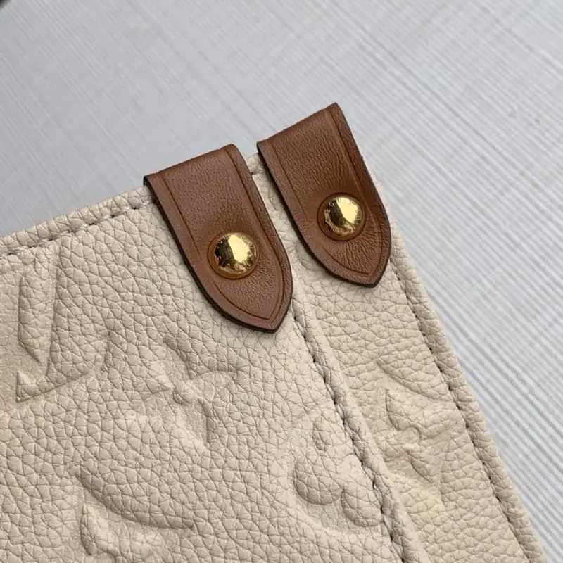 M44921 41x34x19cm High Quality Bags - Image 7