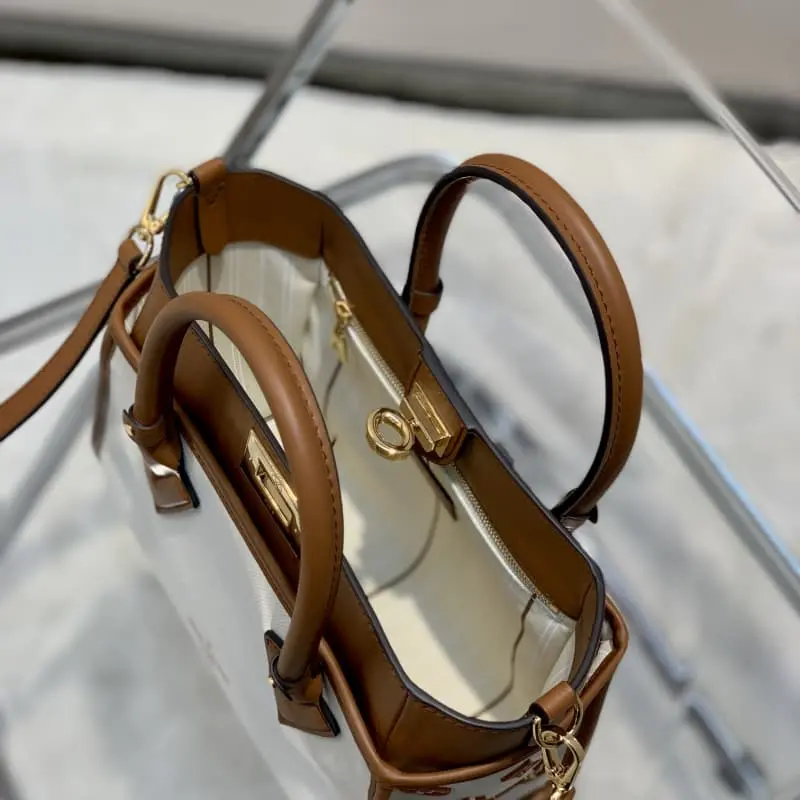 M95505 25x20x12cm High Quality Bags - Image 8