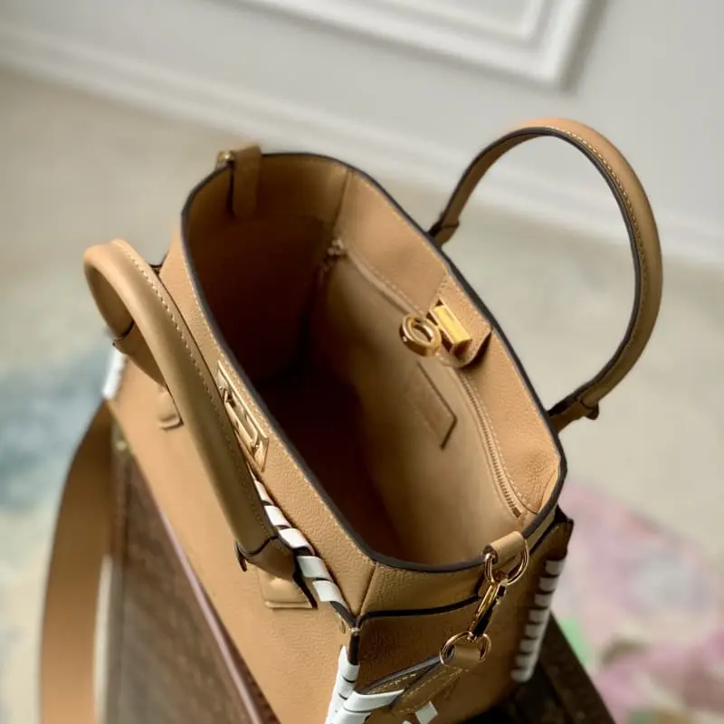 M21585 Apricot 25x20x12cm High Quality Bags - Image 8