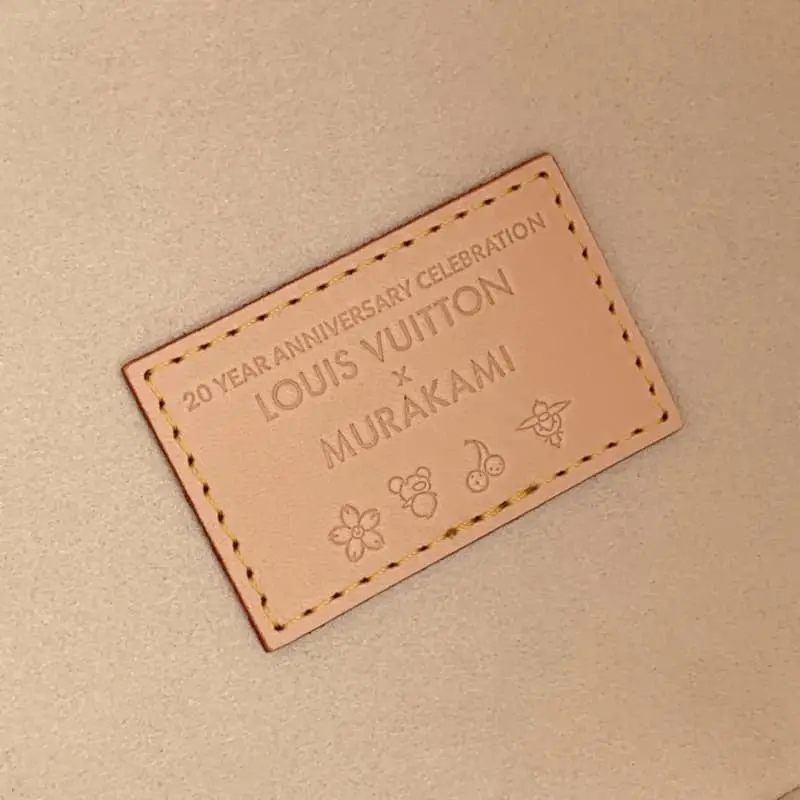 M13089 White 18x12x16cm High Quality Bags - Image 8