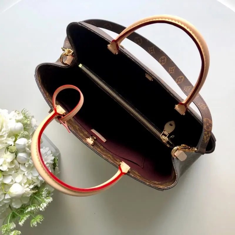 M41067 39x28x16cm High Quality Bags - Image 8