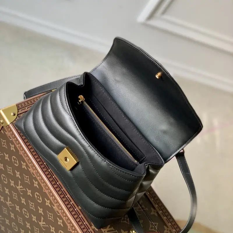 M21797 23x15x10cm High Quality Bags - Image 8