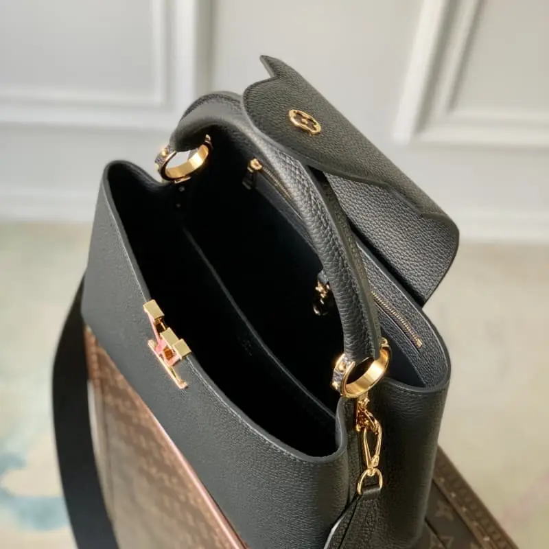 M21150 31.5x20x11cm High Quality Bags - Image 8