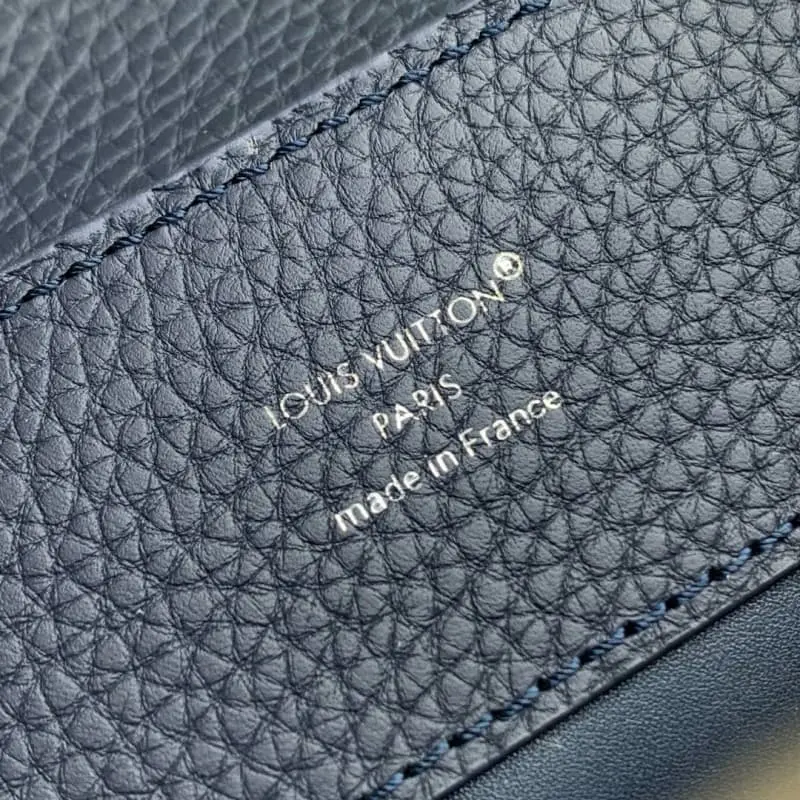 M12751 S1 17.3x9x27cm High Quality Bags - Image 8