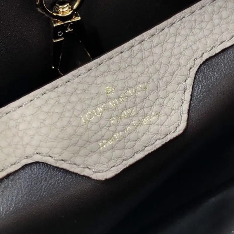 M94634 27X21X9cm High Quality Bags - Image 7