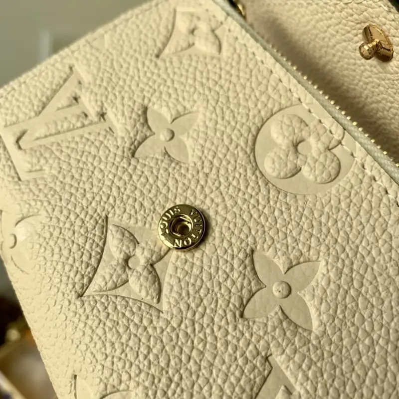 M82344 White (embossed) 12x9.5x1.5cm High Quality Bags - Image 7