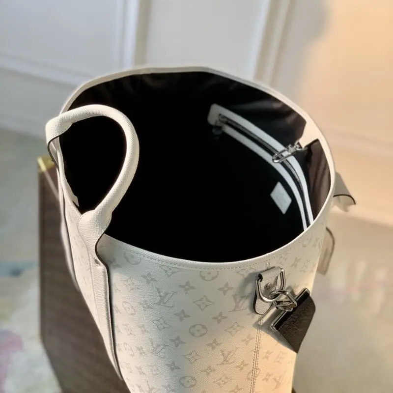 M30919 43x34x17.5cm High Quality Bags - Image 8