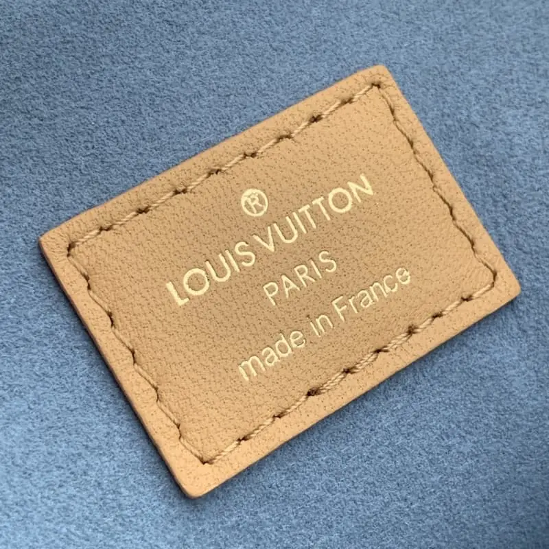 M57793 26x20x12cm High Quality Bags - Image 6