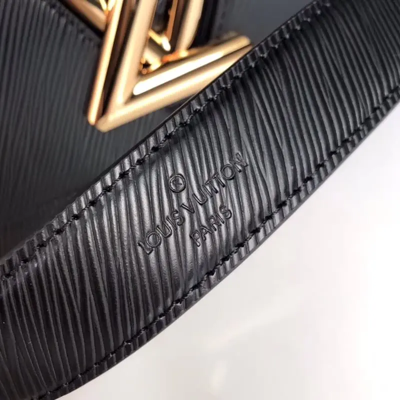 M50280 Black 23x18x8cm High Quality Bags - Image 8