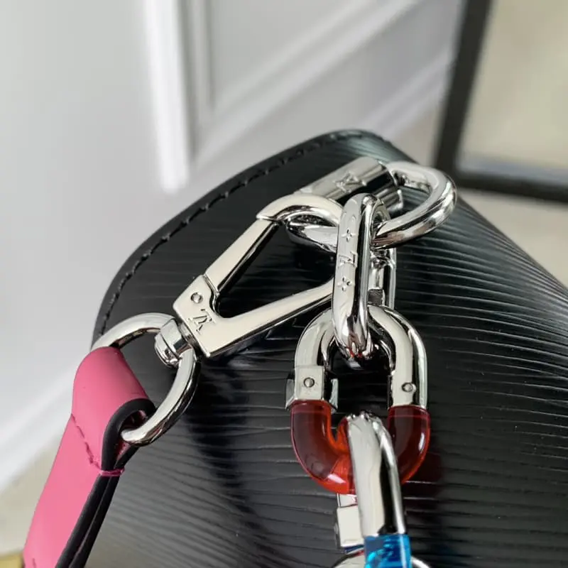 M57654 23x17x9.5cm High Quality Bags - Image 7