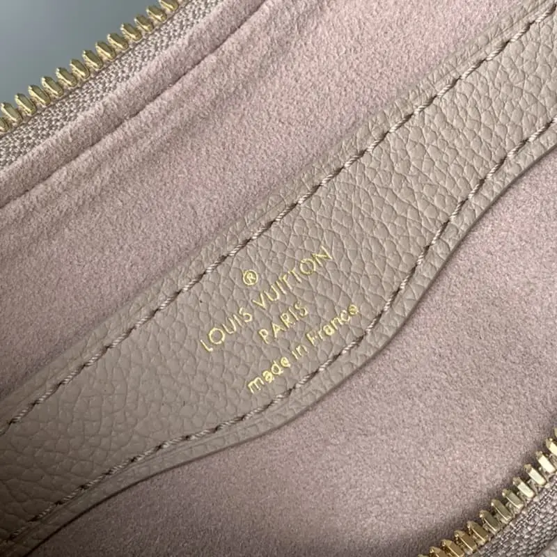 M13224 16x9.5x29cm High Quality Bags - Image 8