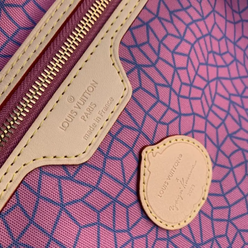 M46468 31x28x14cm High Quality Bags - Image 8