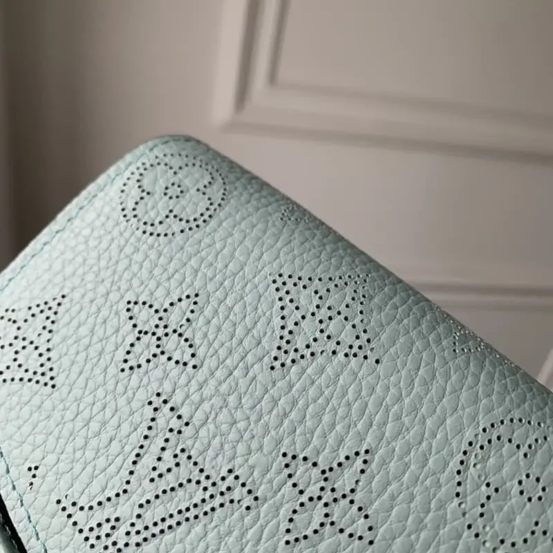 M60145 blue 19x12x2cm High Quality Bags - Image 8