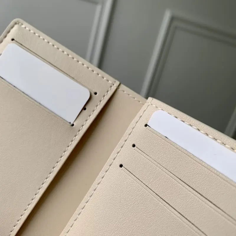 M82291 4.3x3.5x1.2cm High Quality Bags - Image 8