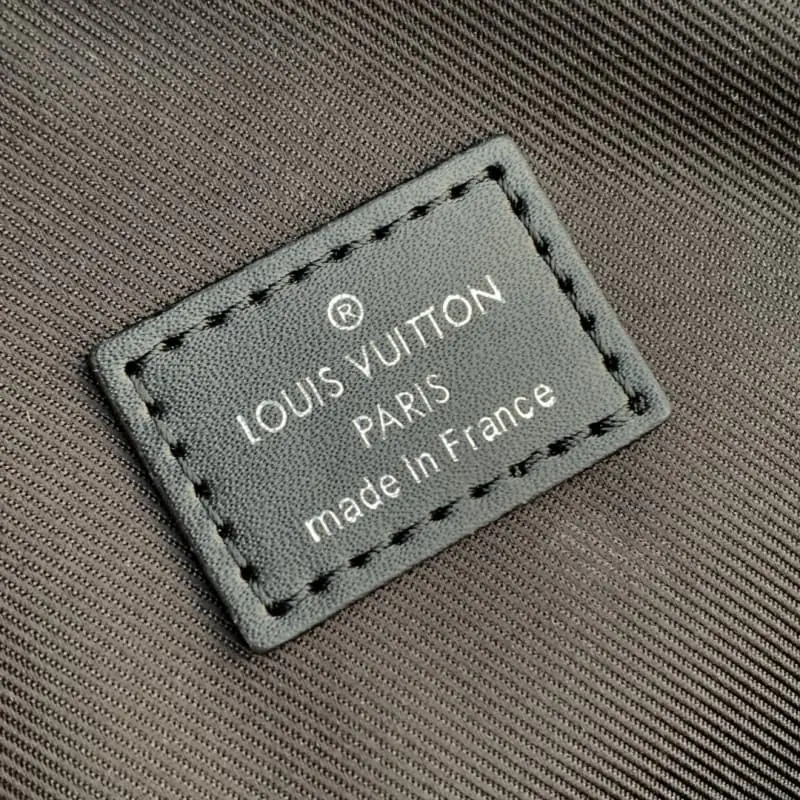 N45302 31x7x20cm High Quality Bags - Image 8