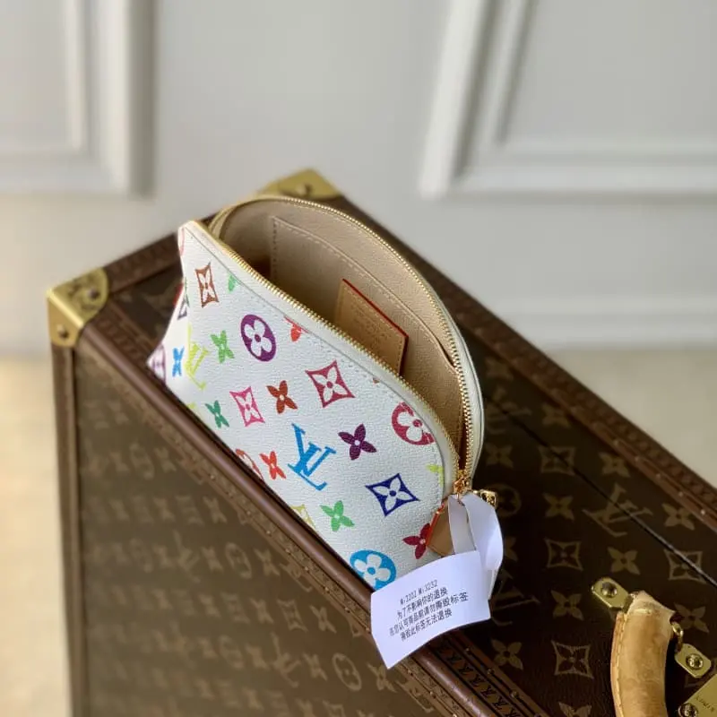 M13744 19x12x6cm High Quality Bags - Image 8