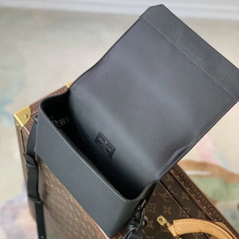 M82085 17.3x12x7cm High Quality Bags - Image 8