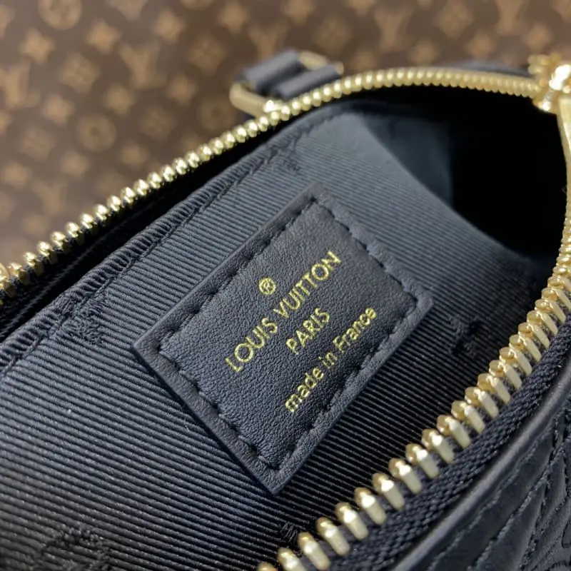 M59800 20x10x10cm High Quality Bags - Image 8