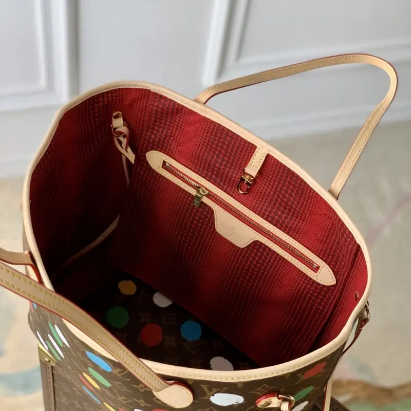 M46381 31x28x14cm High Quality Bags - Image 8