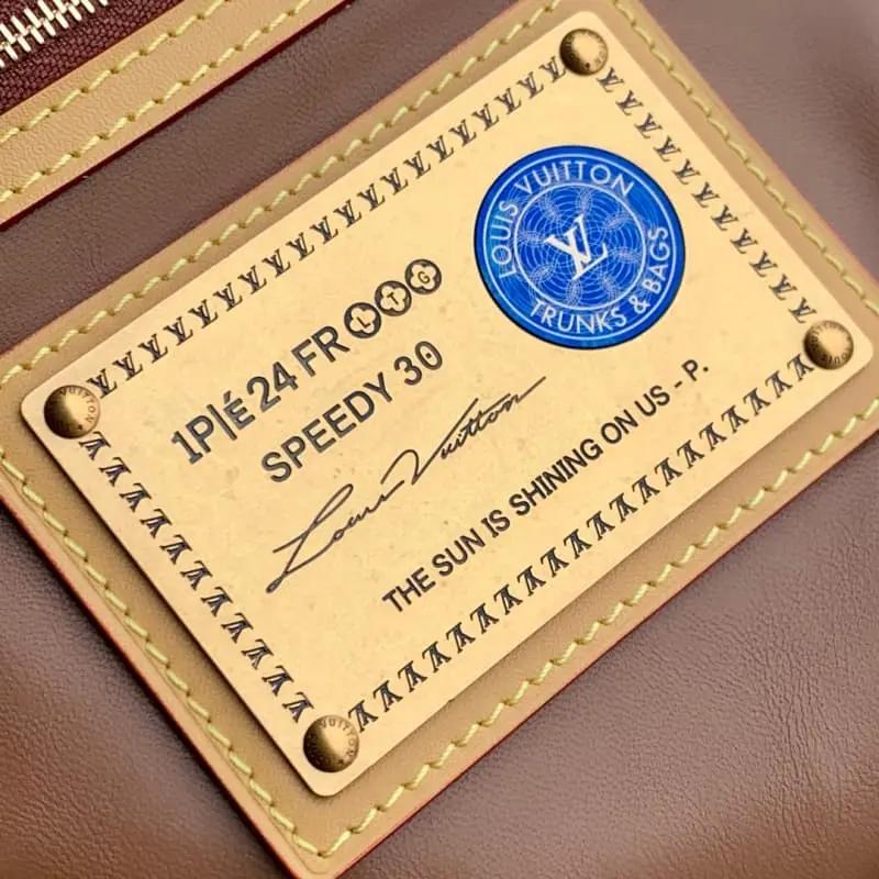 M13904 22.5x18x32cm High Quality Bags - Image 8