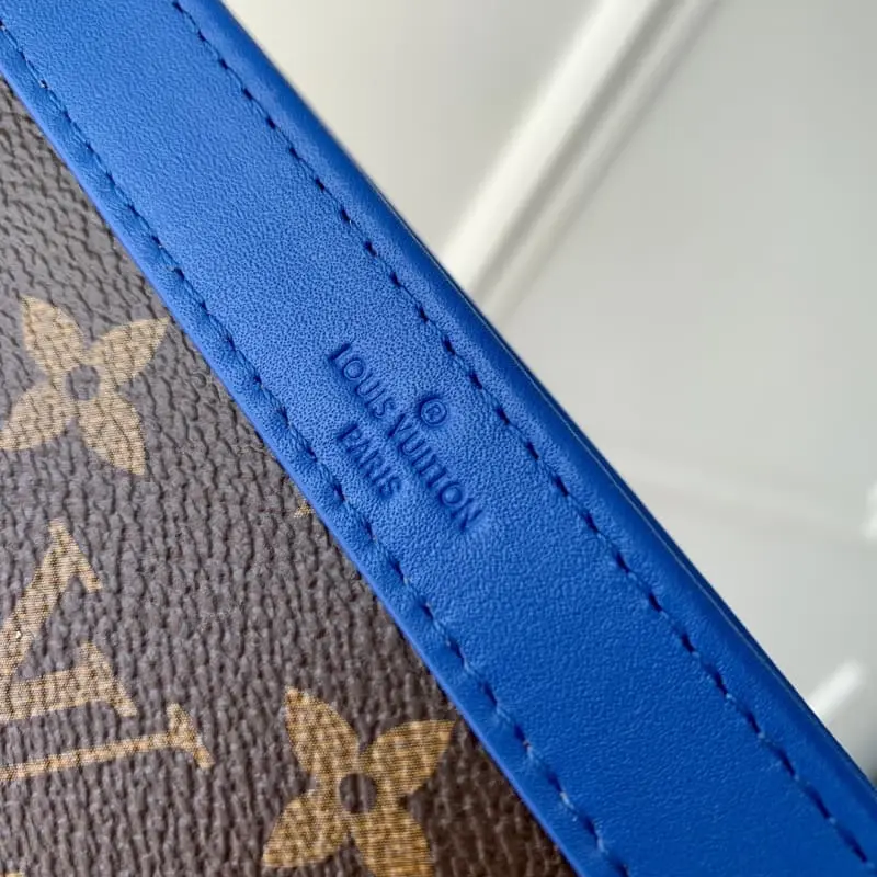 M81124 18.5x11x6.5cm High Quality Bags - Image 8