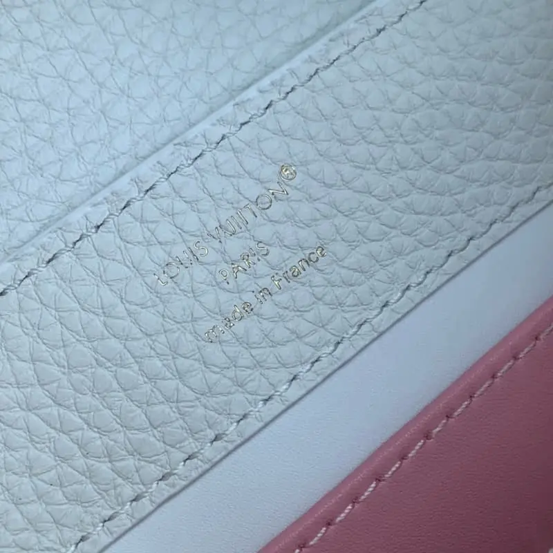 M12345Medium White 20x11x31cm High Quality Bags - Image 8