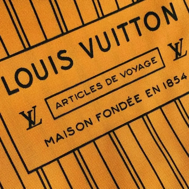 M11947 28x14x31cm High Quality Bags - Image 14