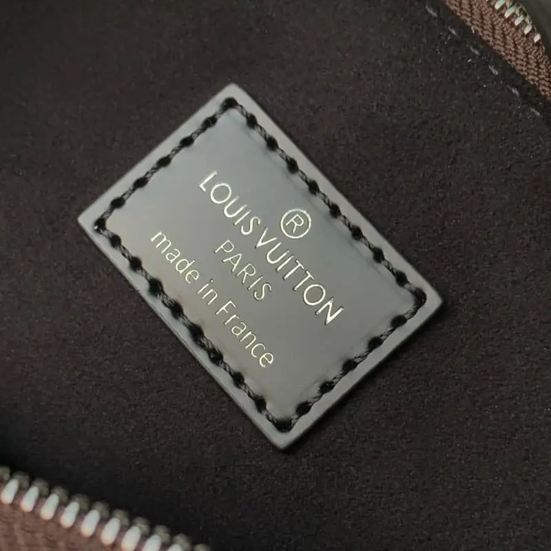 M24932 S2 27x33x20cm High Quality Bags - Image 8