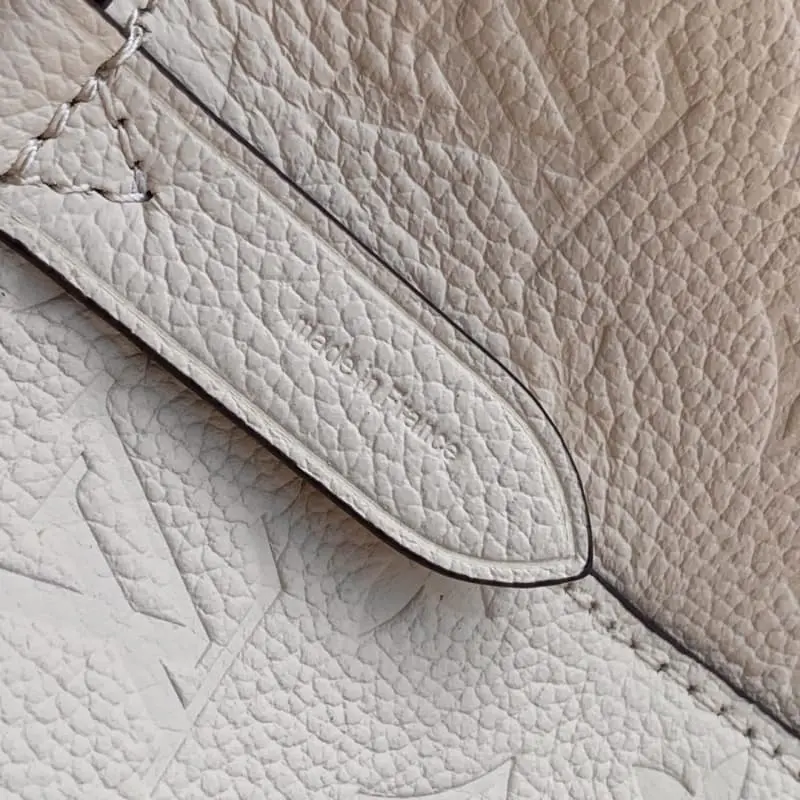 M45256 Beige 26x26x17.5cm High Quality Bags - Image 8