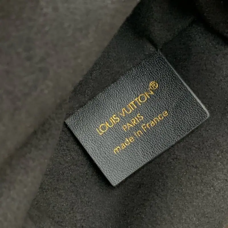 M13147 12x4x23cm High Quality Bags - Image 8