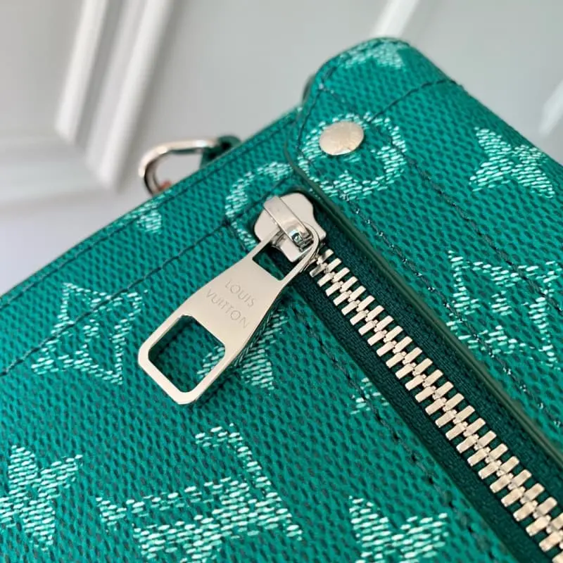 M12686 Green Flower 15x7x19cm High Quality Bags - Image 8