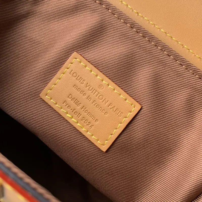 M11630 16.5x20x8.5cm High Quality Bags - Image 8