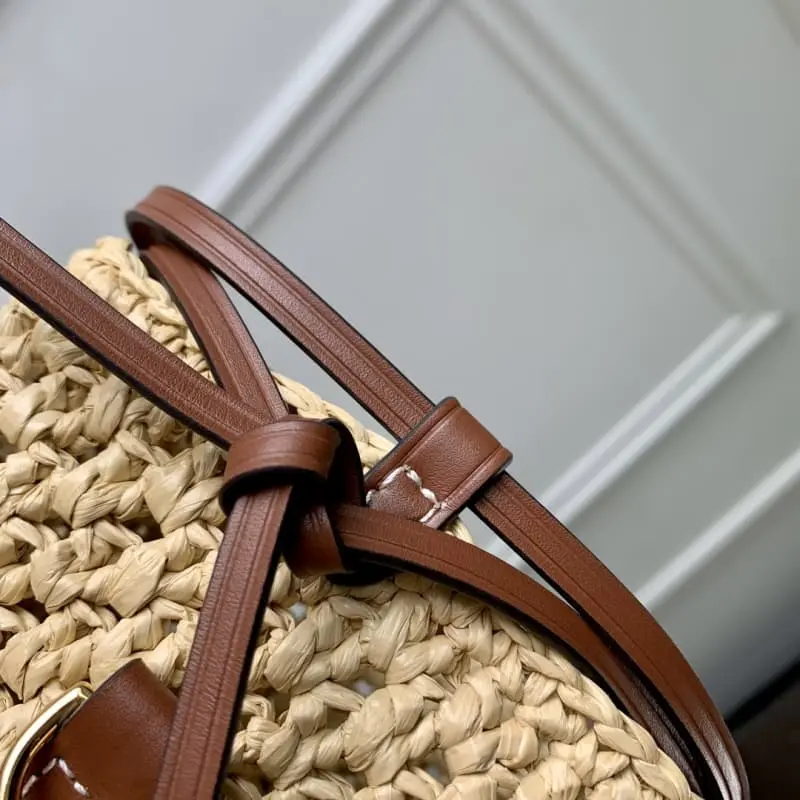 M83521HH156 11.5x12x11.5cm High Quality Bags - Image 9